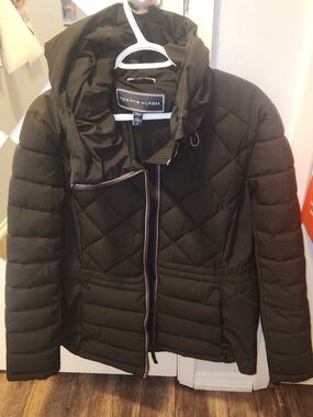 Tommy Hilfiger Black Quilted Hooded Puffer Jacket